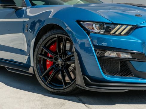 Used 2021 Ford Mustang Shelby GT500 w/ Technology Package RWD image 35