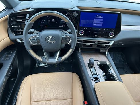 Used 2025 Lexus RX 350 image 16