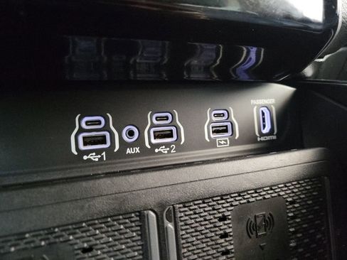 Used 2025 RAM 1500 Laramie w/ Night Edition AWD/4WD image 22