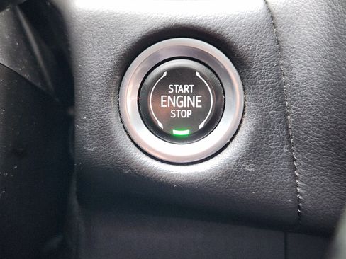 Used 2021 Chevrolet Suburban Z71 w/ Rear Media and Nav Package image 20