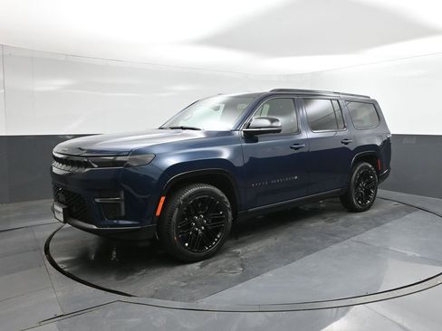 New 2026 Jeep Grand Wagoneer Limited AWD/4WD image 34