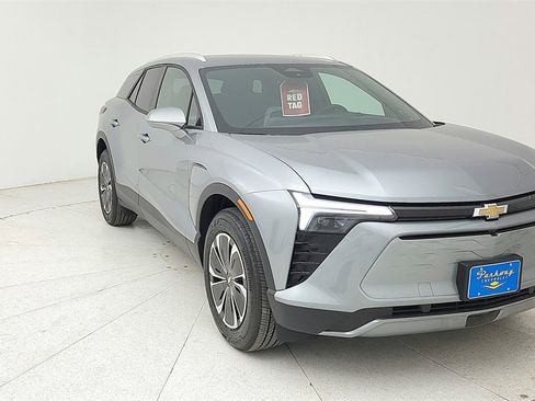 New 2025 Chevrolet Blazer EV LT image 9