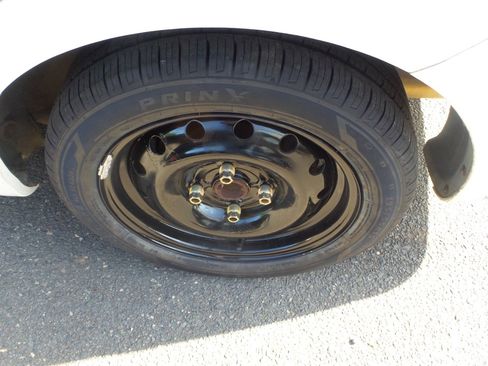 Used 2006 Suzuki Forenza Sedan image 29