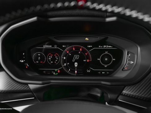 Used 2025 Lamborghini Urus SE image 28