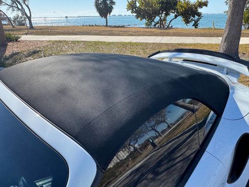 Used 2015 Porsche 911 Turbo S image 24