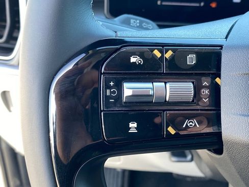 New 2026 Kia Sorento S image 14