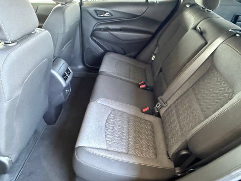 Used 2024 Chevrolet Equinox LT FWD image 25