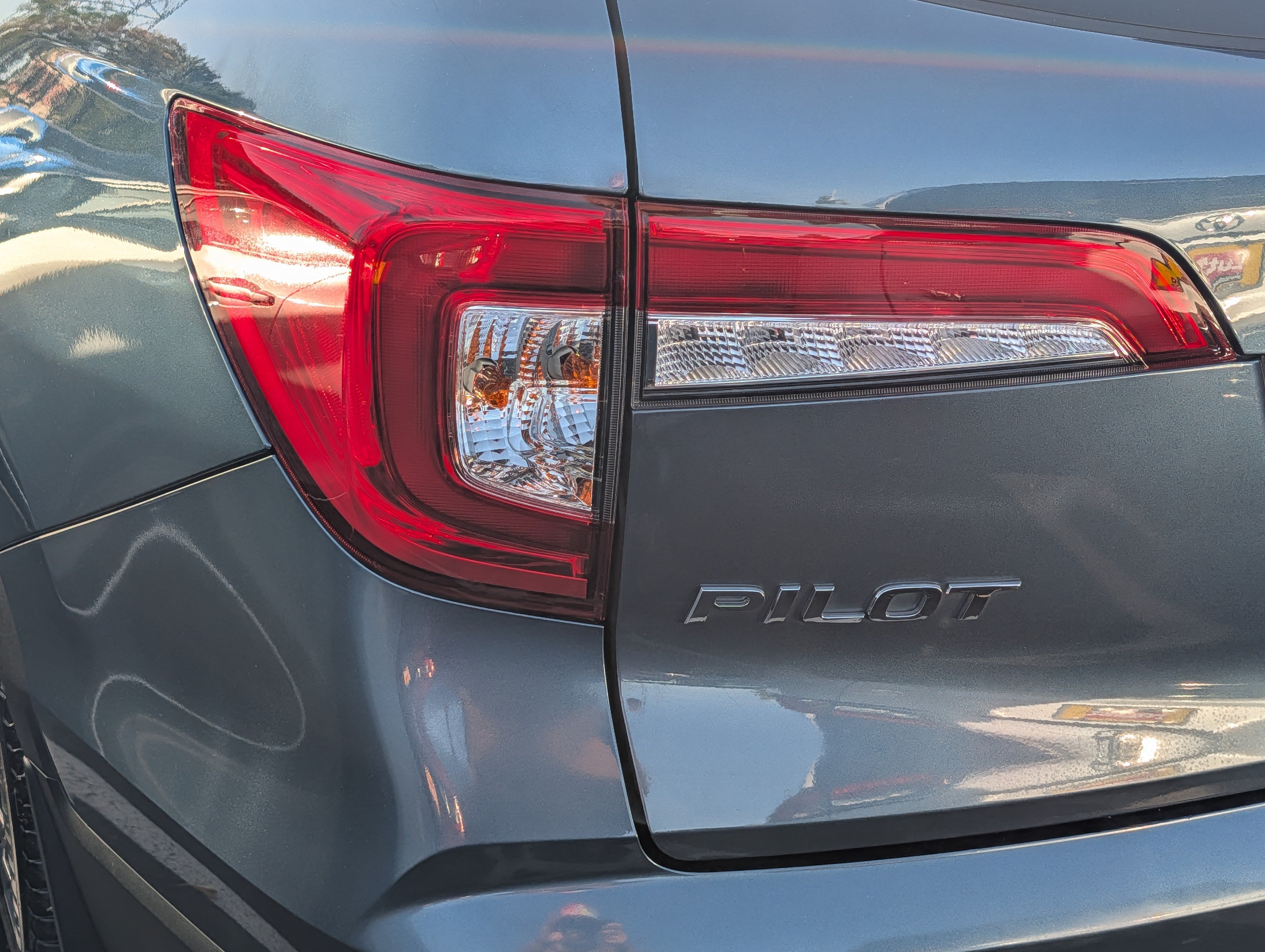 Used 2022 Honda Pilot Special Edition image 17