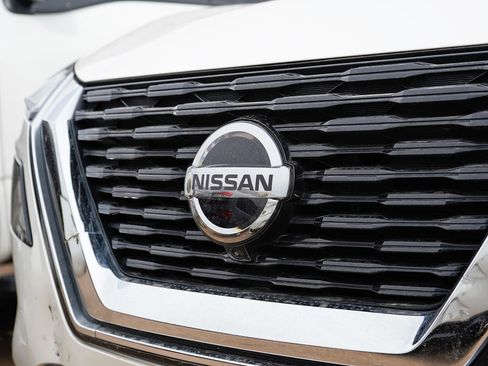 Used 2021 Nissan Rogue SV AWD/4WD image 3