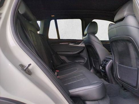 Used 2018 BMW X3 xDrive30i w/ Premium Package image 16