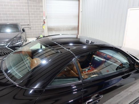 Used 2005 Lexus SC 430 Convertible w/ Preferred Accessory Pkg RWD image 38