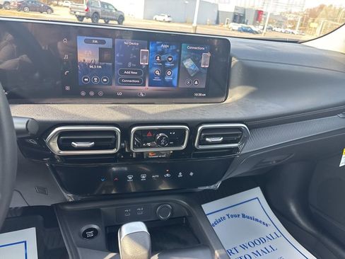New 2026 Nissan Sentra SV w/ Floor Mat Package FWD image 16