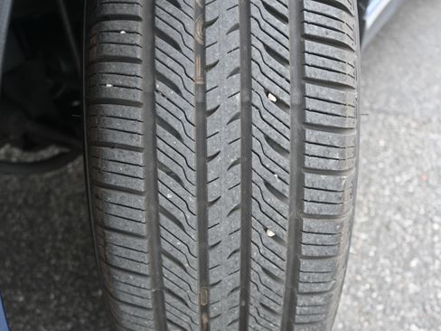 Used 2020 Subaru Crosstrek 2.0i Premium w/ Moonroof Package 2 image 12