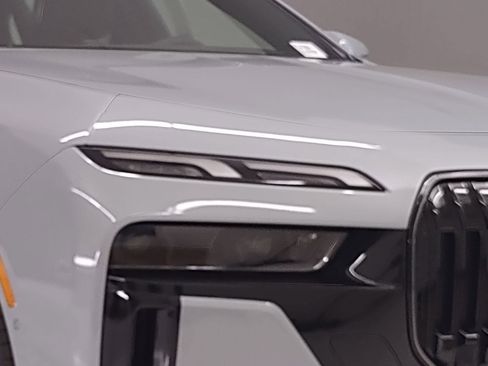 New 2026 BMW 740i w/ Premium Package image 8