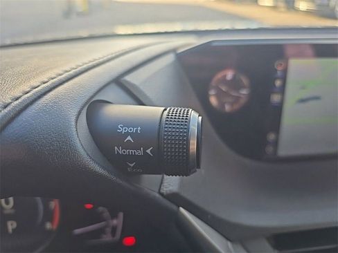 Used 2019 Lexus ES 350 image 18