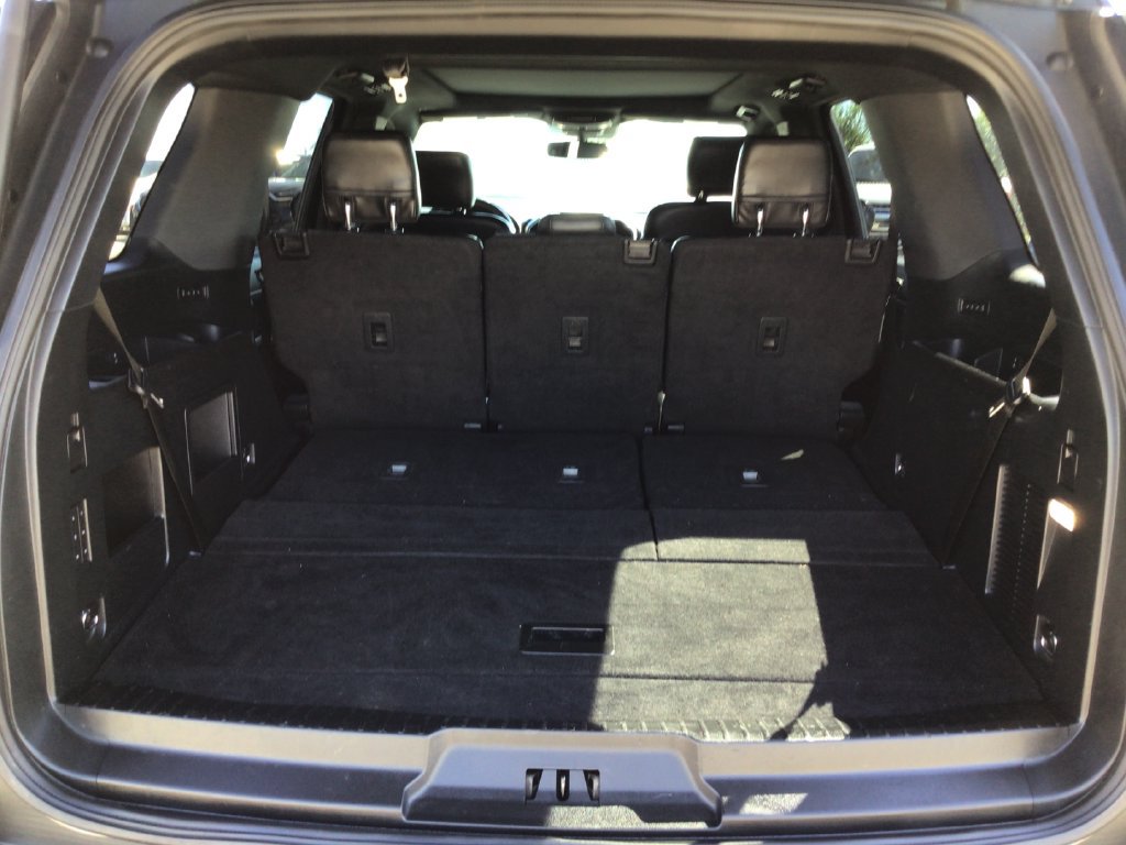 Used 2020 Ford Expedition XLT w/ Equipment Group 202A AWD/4WD image 38