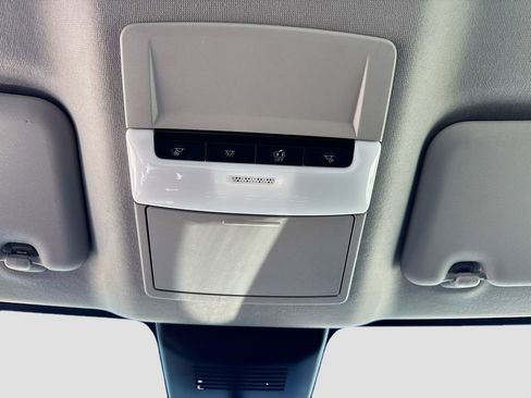 Used 2022 Nissan Sentra SV w/ Trunk Package image 27