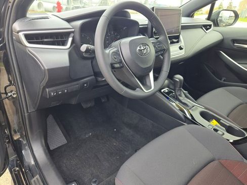Used 2024 Toyota Corolla SE w/ SE Package image 20