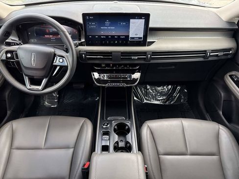 Used 2023 Lincoln Corsair FWD image 17