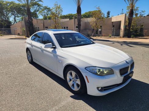 Used 2013 BMW 528i Sedan RWD image 26