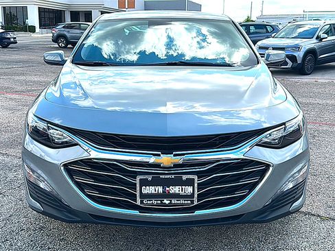 Used 2025 Chevrolet Malibu LT FWD image 11