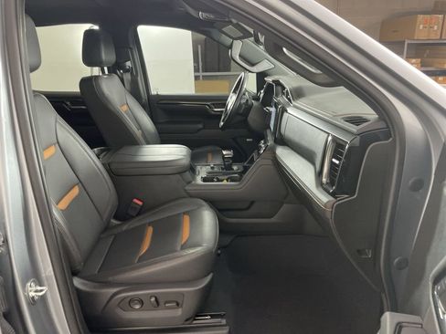 Used 2023 GMC Sierra 1500 AT4 w/ AT4 Premium Package image 28
