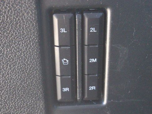 Used 2020 Ford Expedition Max Limited w/ Equipment Group 301A AWD/4WD image 35