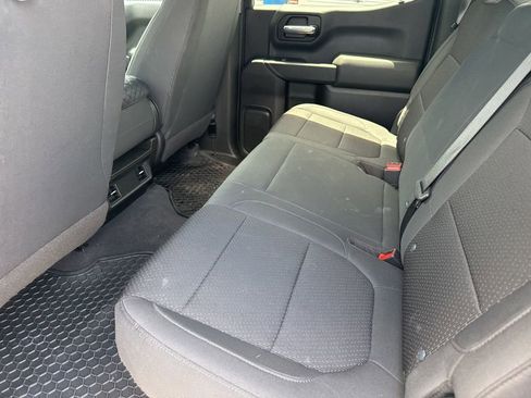 Used 2020 Chevrolet Silverado 1500 Custom w/ Custom Value Package RWD image 12