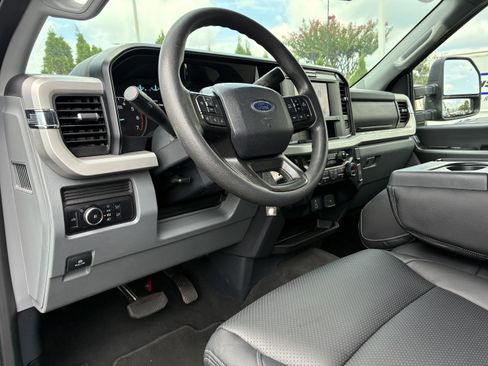 Used 2026 Ford F250 XLT AWD/4WD image 23