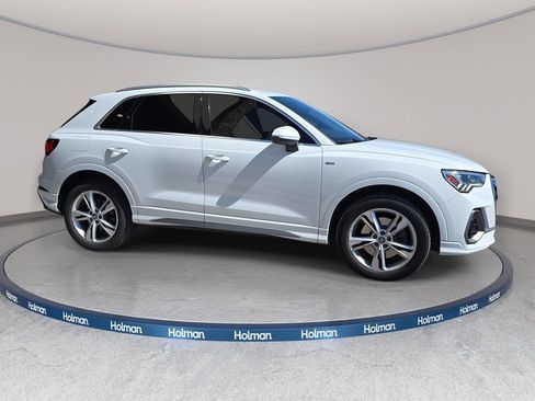 Used 2020 Audi Q3 2.0T Premium Plus w/ Premium Plus Package AWD/4WD image 5