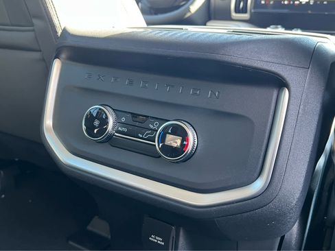 New 2026 Ford Expedition Max Active image 25