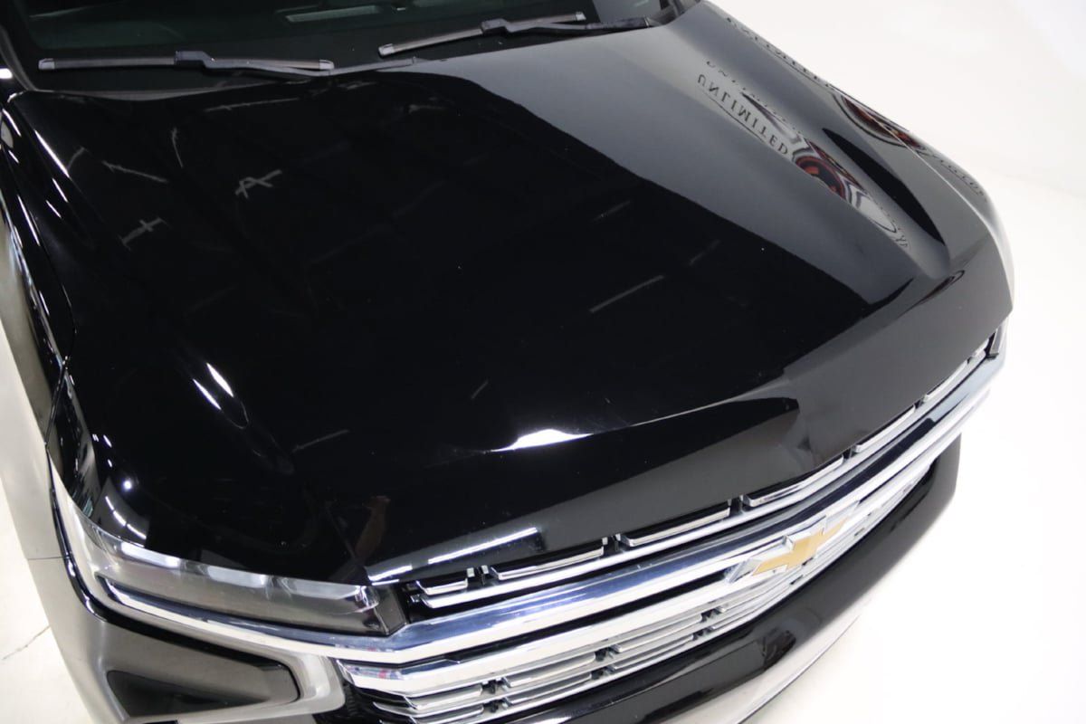 Used 2023 Chevrolet Tahoe Premier AWD/4WD image 29