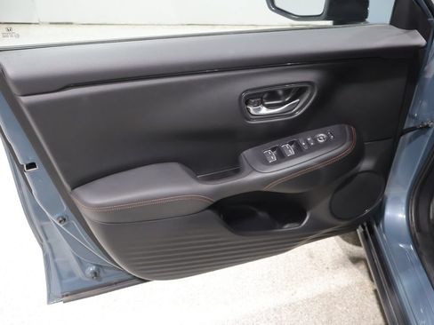 Used 2024 Honda HR-V Sport image 11