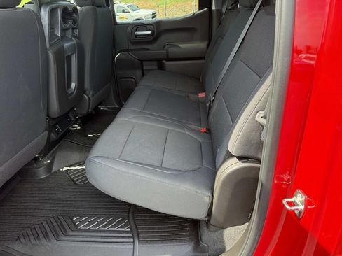 Used 2020 Chevrolet Silverado 1500 Custom Trail Boss w/ Custom Convenience Package AWD/4WD image 15