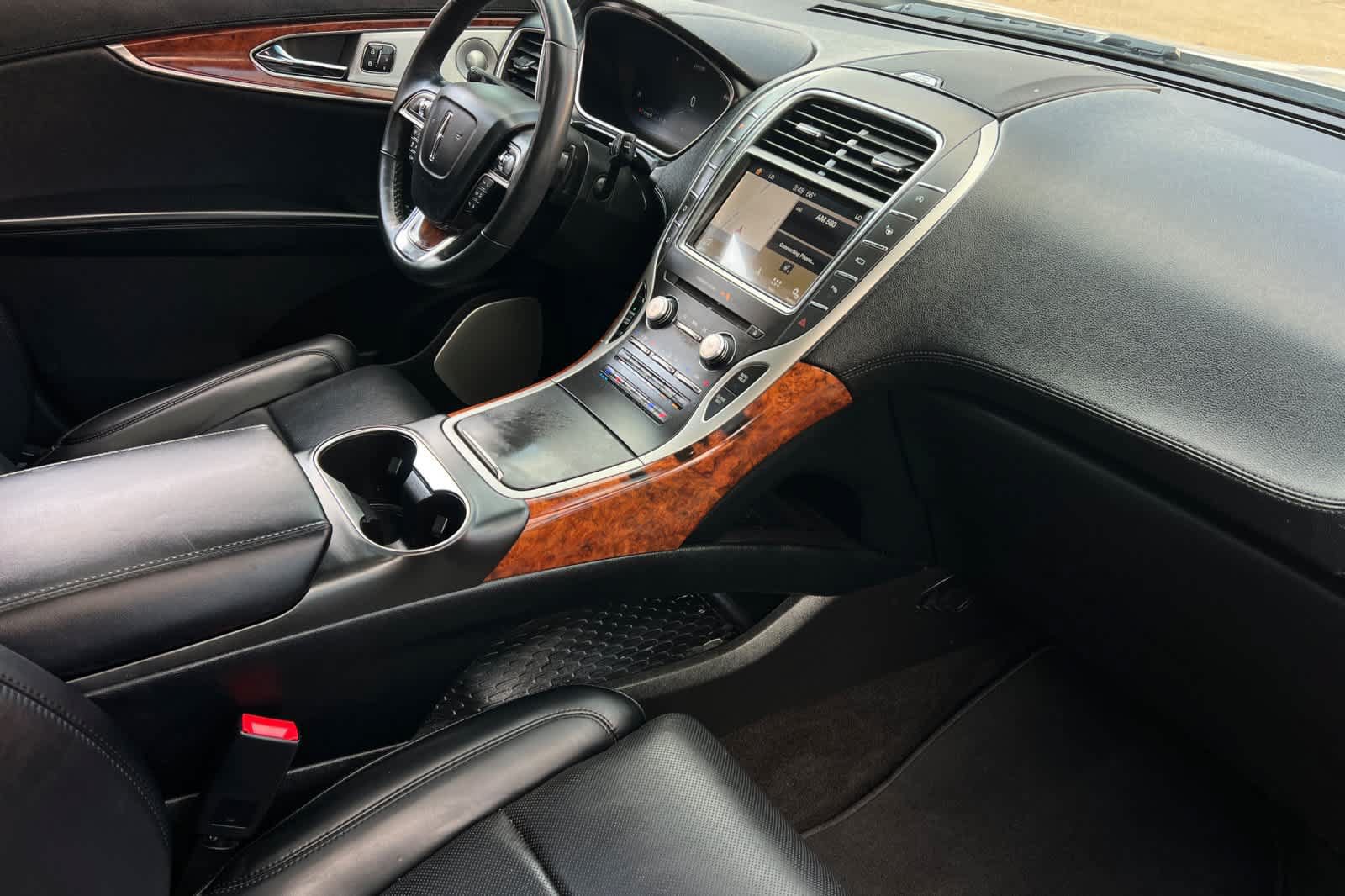 Used 2019 Lincoln Nautilus Reserve w/ Ultimate Package AWD/4WD image 17