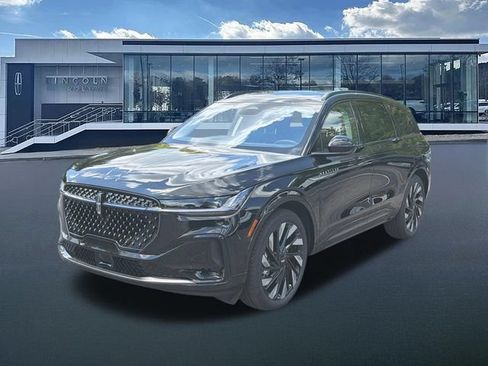 New 2026 Lincoln Nautilus Reserve AWD/4WD image 3