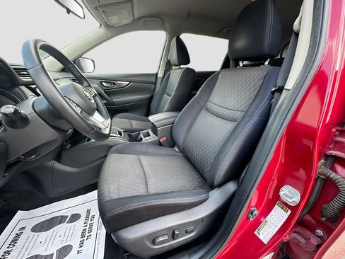 Used 2017 Nissan Rogue SV FWD image 24