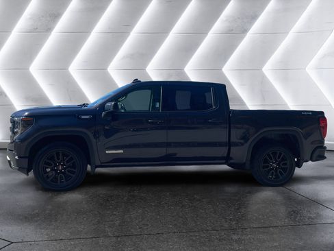Used 2022 GMC Sierra 1500 Elevation image 3