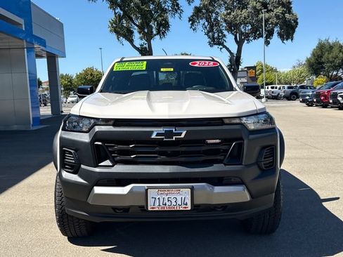 Used 2026 Chevrolet Colorado Trail Boss AWD/4WD image 8