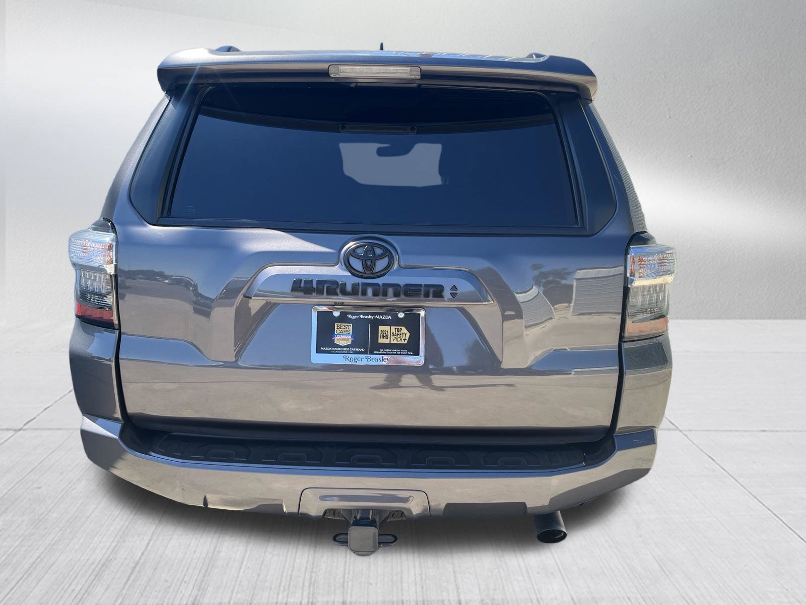 Used 2022 Toyota 4Runner SR5 Premium w/ Moonroof Package RWD image 7