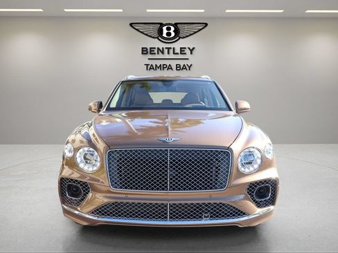 Used 2022 Bentley Bentayga AWD/4WD image 12