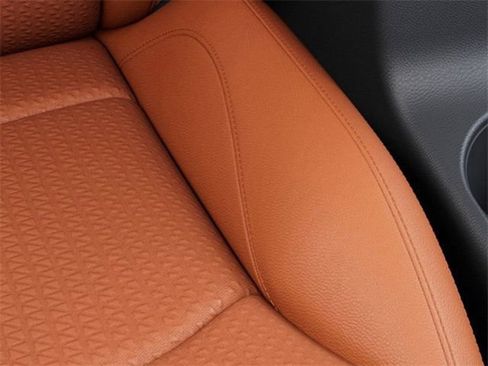 Certified 2025 Kia Soul EX FWD image 24
