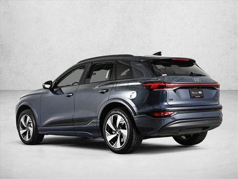 Certified 2025 Audi Q6 e-tron Premium Plus w/ Premium Plus AWD/4WD image 8