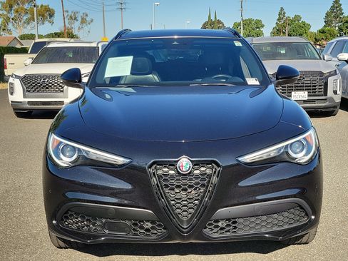Used 2022 Alfa Romeo Stelvio Veloce AWD/4WD image 6