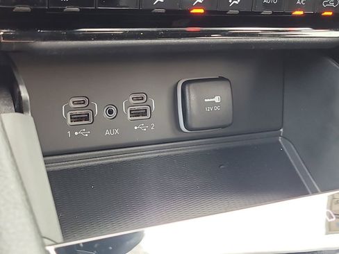 New 2026 Jeep Grand Cherokee Laredo AWD/4WD image 29
