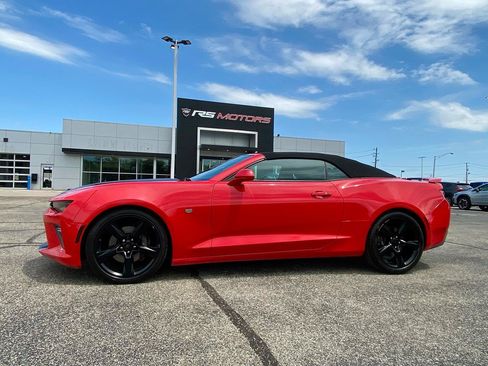 Used 2017 Chevrolet Camaro SS RWD image 25