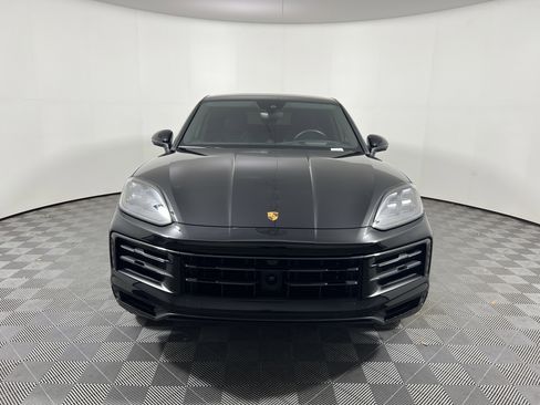 Certified 2024 Porsche Cayenne S AWD/4WD image 10