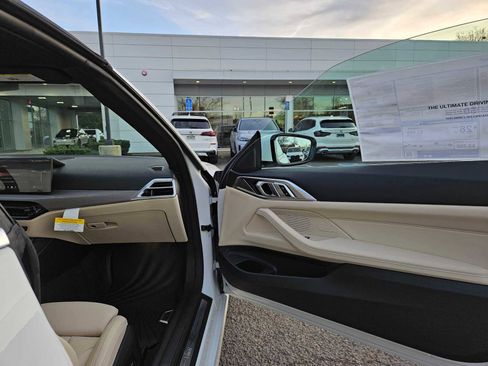 New 2026 BMW 430i xDrive Convertible w/ Convenience Package image 10