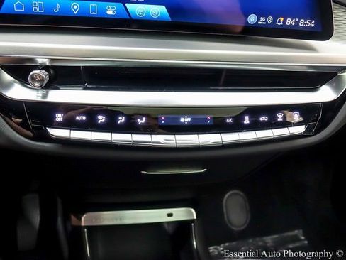 New 2025 Cadillac Lyriq Luxury w/ LPO, Floor Liner Package image 18