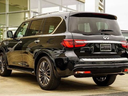 Certified 2023 INFINITI QX80 Sensory w/ Cargo Package AWD/4WD image 10